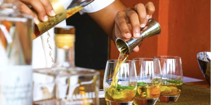 Rencontre autour d'un verre