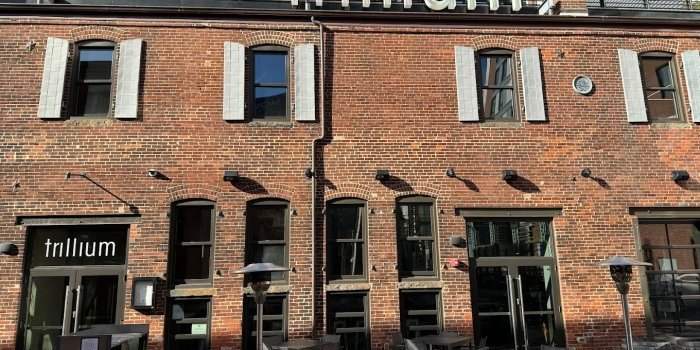 Rencontre autour d'un verre au Trillium à Seaport.